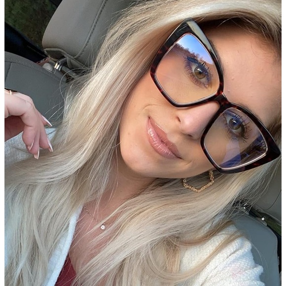 DIFF Becky IV blue light glasses (Black & Gold) - Picture 5 of 11